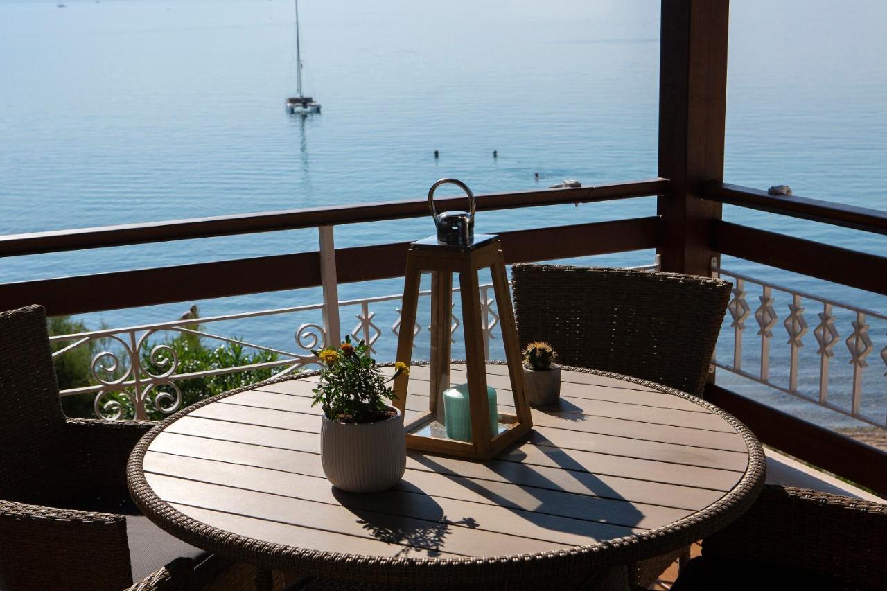 Arokaria Beach House Nikiána Eksteriør bilde